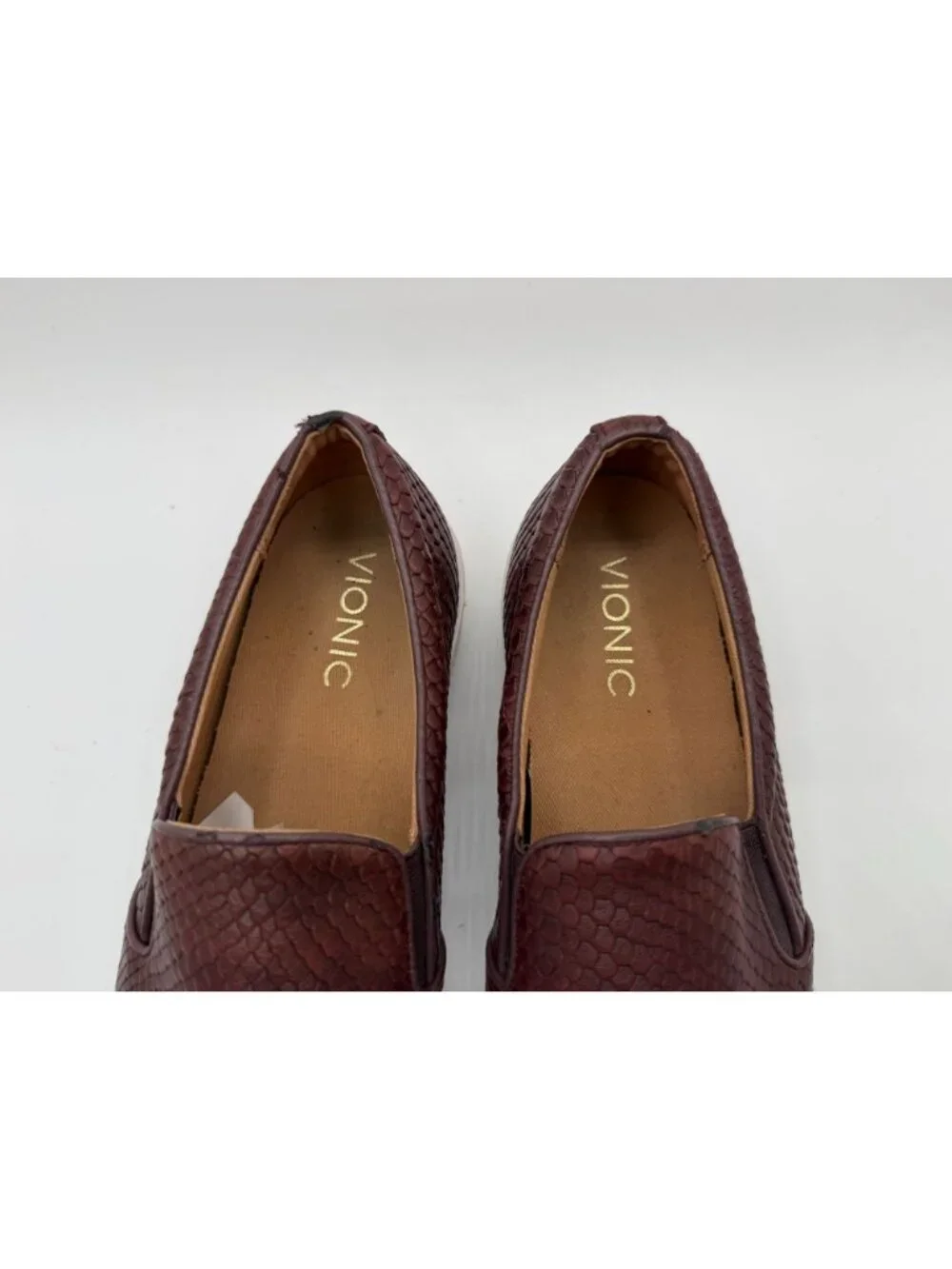 Vionic Midi Snake Texture Slip-On Sneaker Burgundy Women Size 7M Comfort Shoes